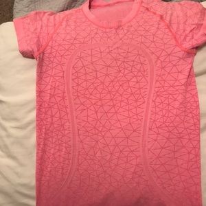 Lululemon Swiftly Tech